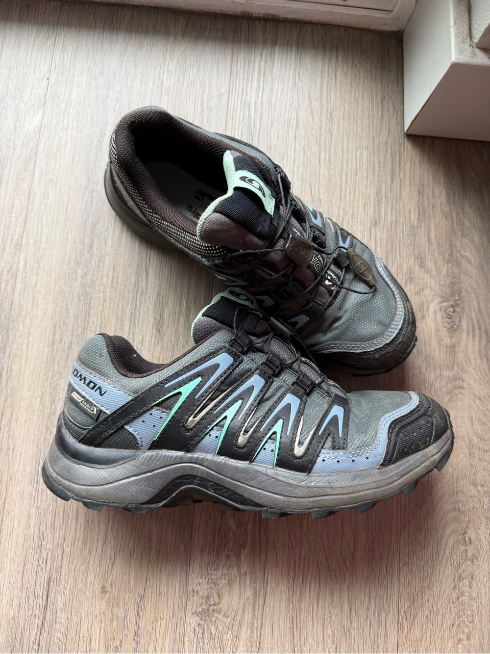 Salomon Women's Trail Shoes in Gray with Teal Accents